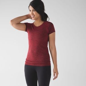 Lululemon swiftly tech 2.0 discontinued color black/ true red